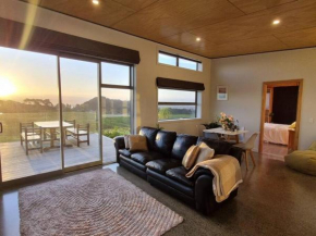 Young Nick's Heights, Wainui